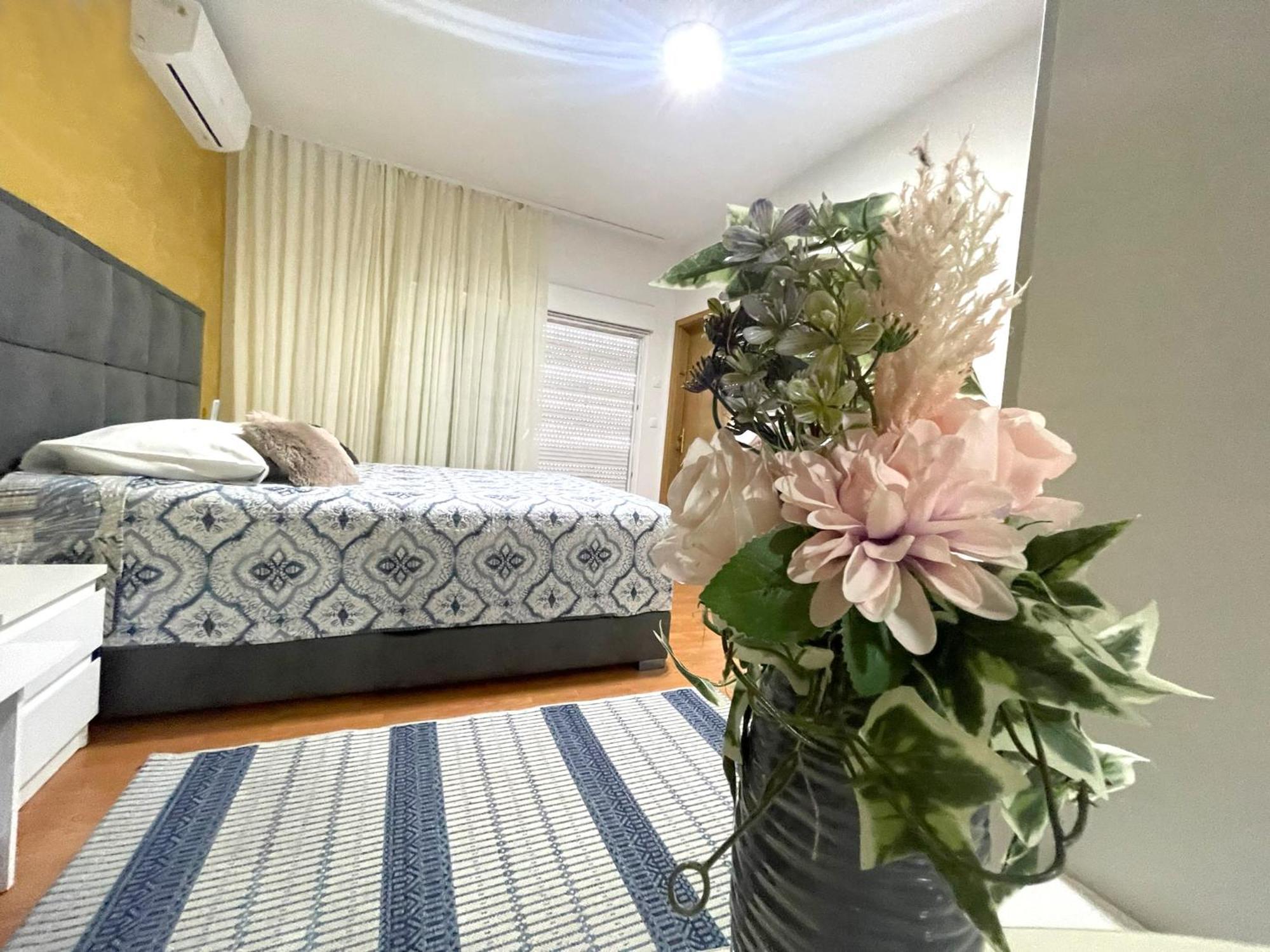 Roma Apartament *